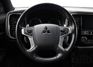 Mitsubishi Outlander SUV / Terénní 2,4 l 99 kw