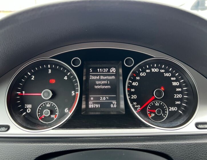 Volkswagen Passat 11