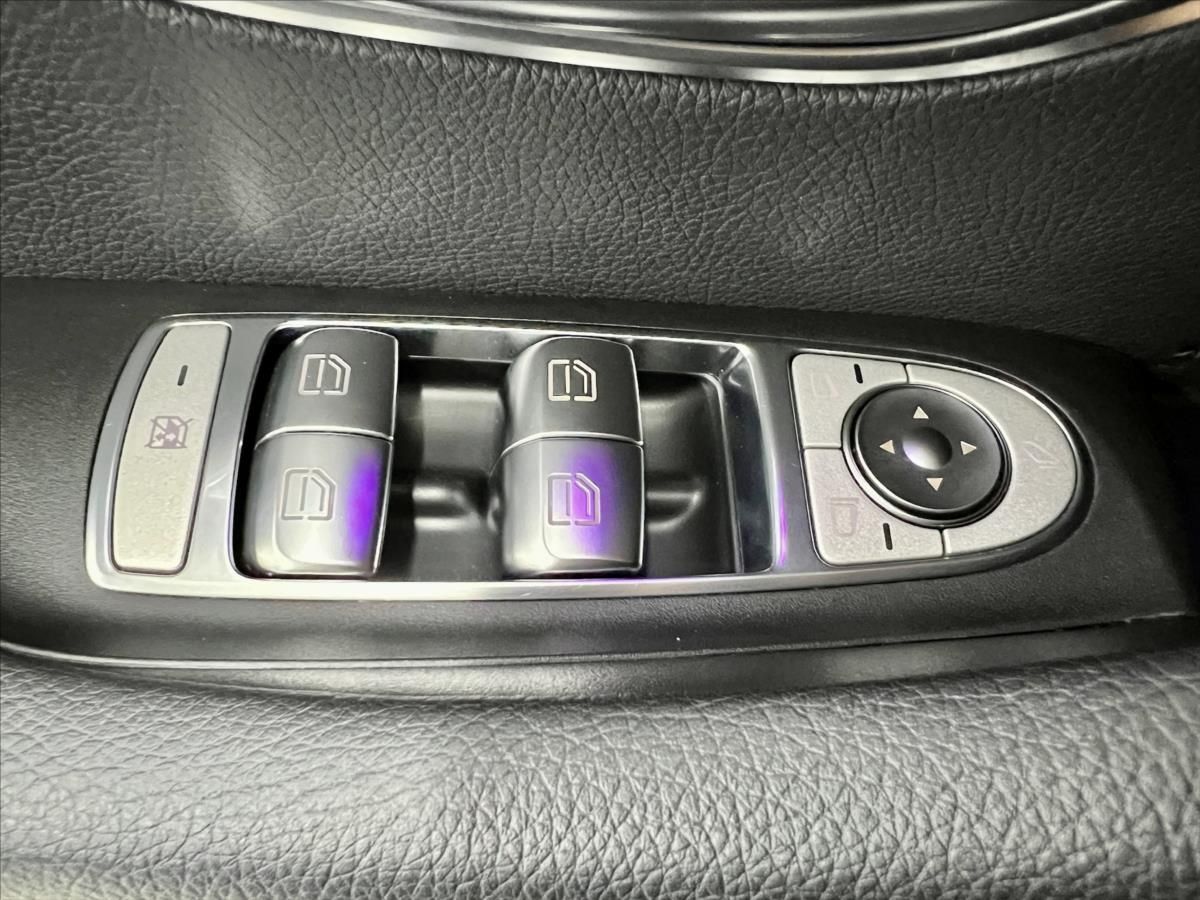 Mercedes-Benz Třídy E