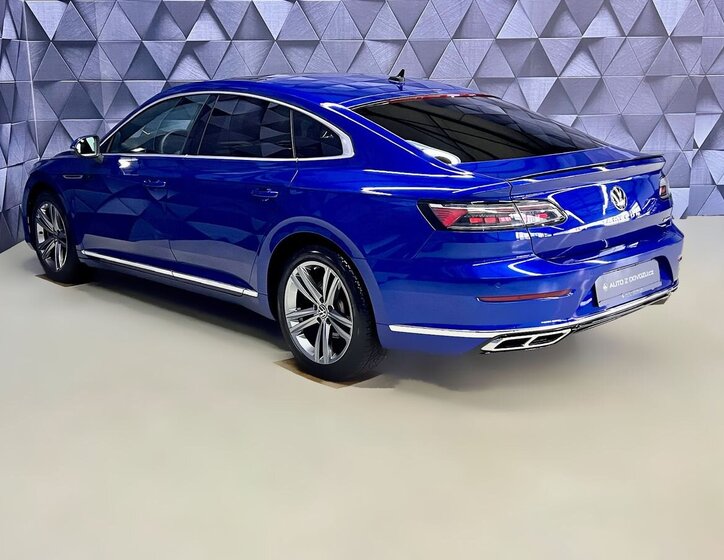 Volkswagen Arteon Liftback 2,0 l 206 kw