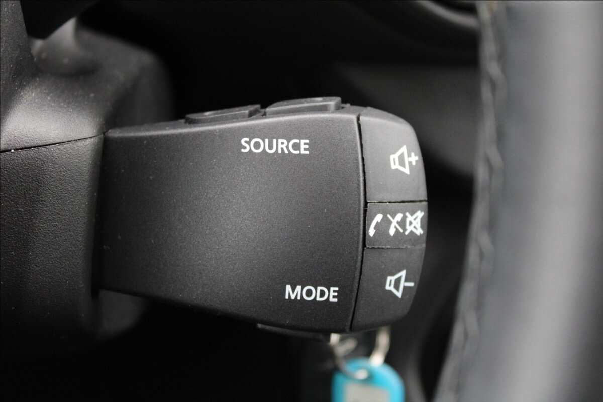 Dacia Sandero Hatchback 999,0 67 kw