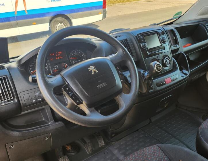 Peugeot Boxer 5