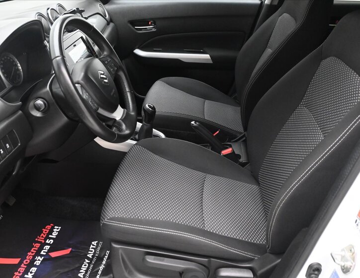 Suzuki Vitara SUV 1,6 l 88 kw