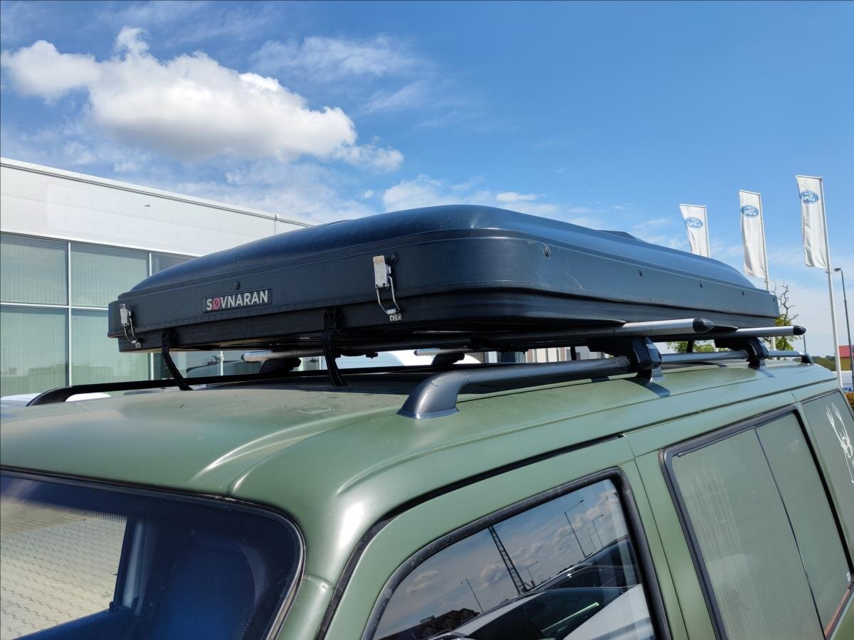 Volkswagen Transporter Kombi 2,5 l 75 kw