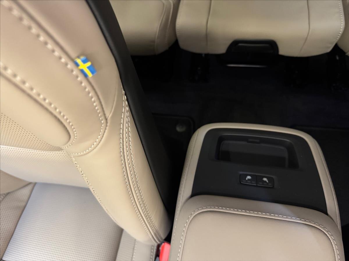 Volvo XC90 SUV 2,0 l 184 kw