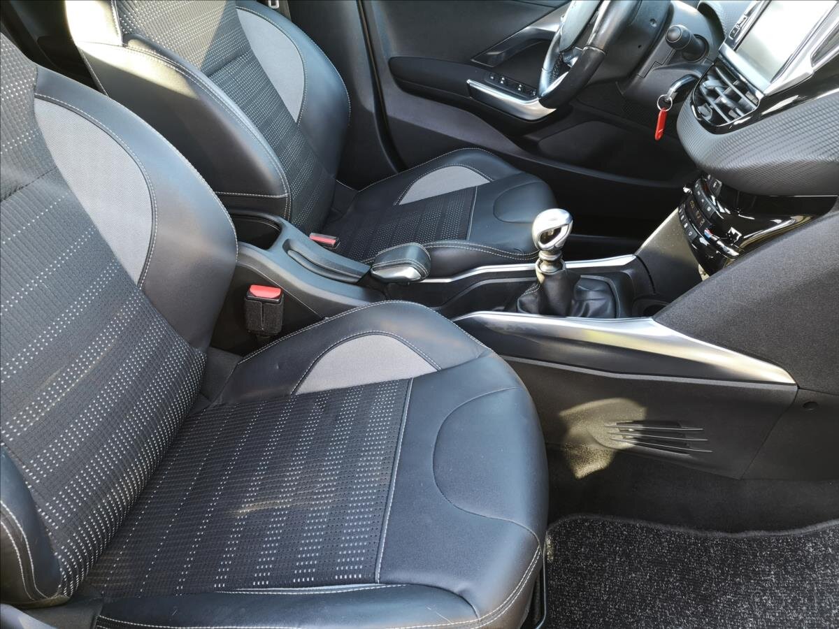 Peugeot 2008 Kombi 1,6 l 84 kw