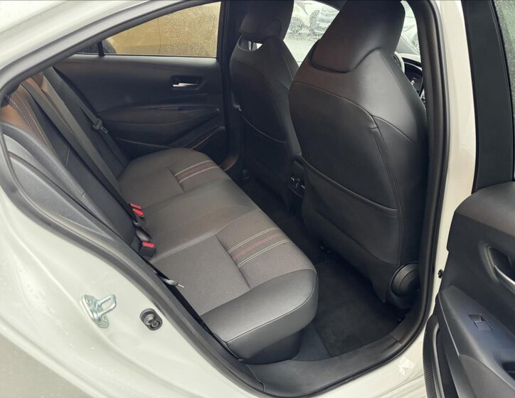 Toyota Corolla Sedan 1,8 l 72 kw