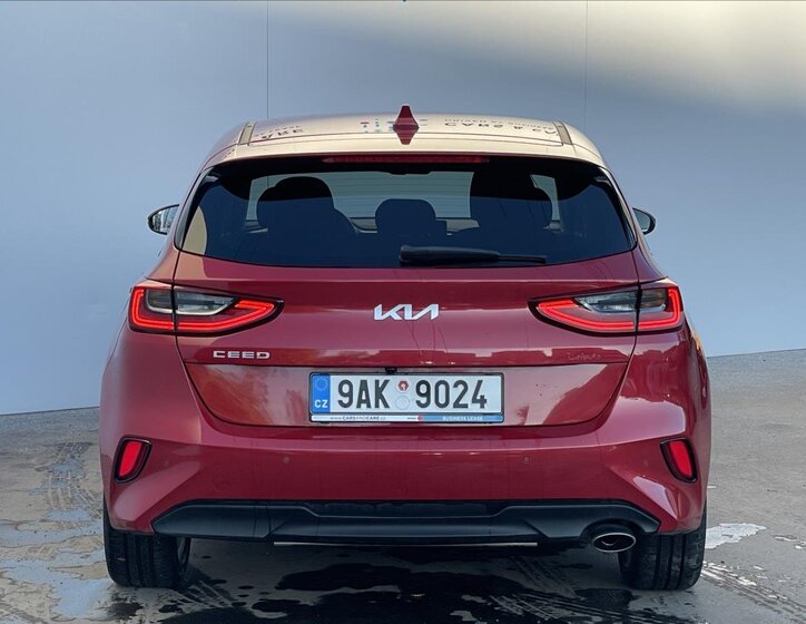 KIA Ceed Hatchback 998,0 74 kw