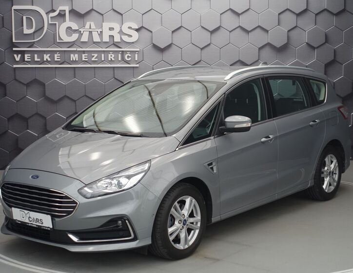 Ford S-MAX 1