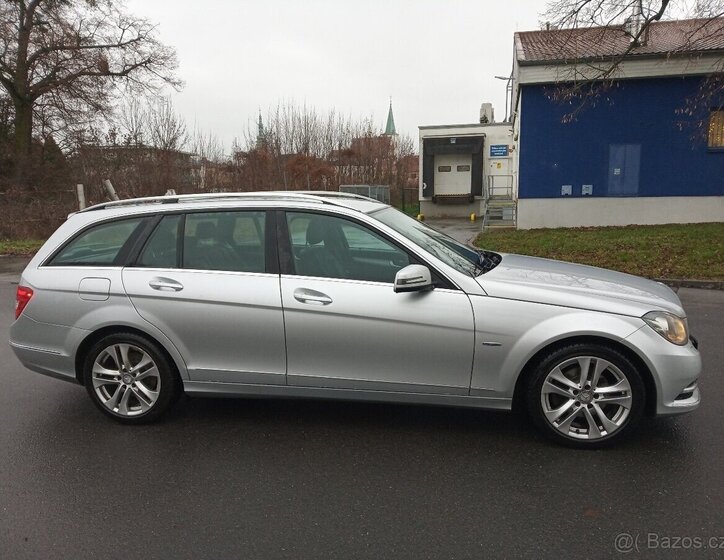 Mercedes-Benz Třídy C Kombi 0,0 125 kw