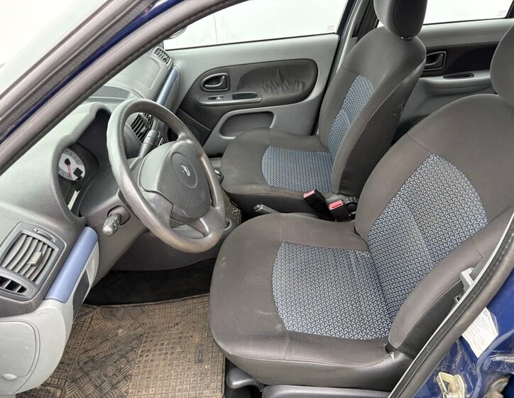 Renault Thalia Sedan / Limuzína 1,1 l 55 kw