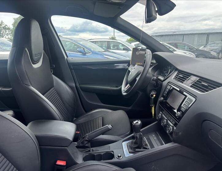 Škoda Octavia 23