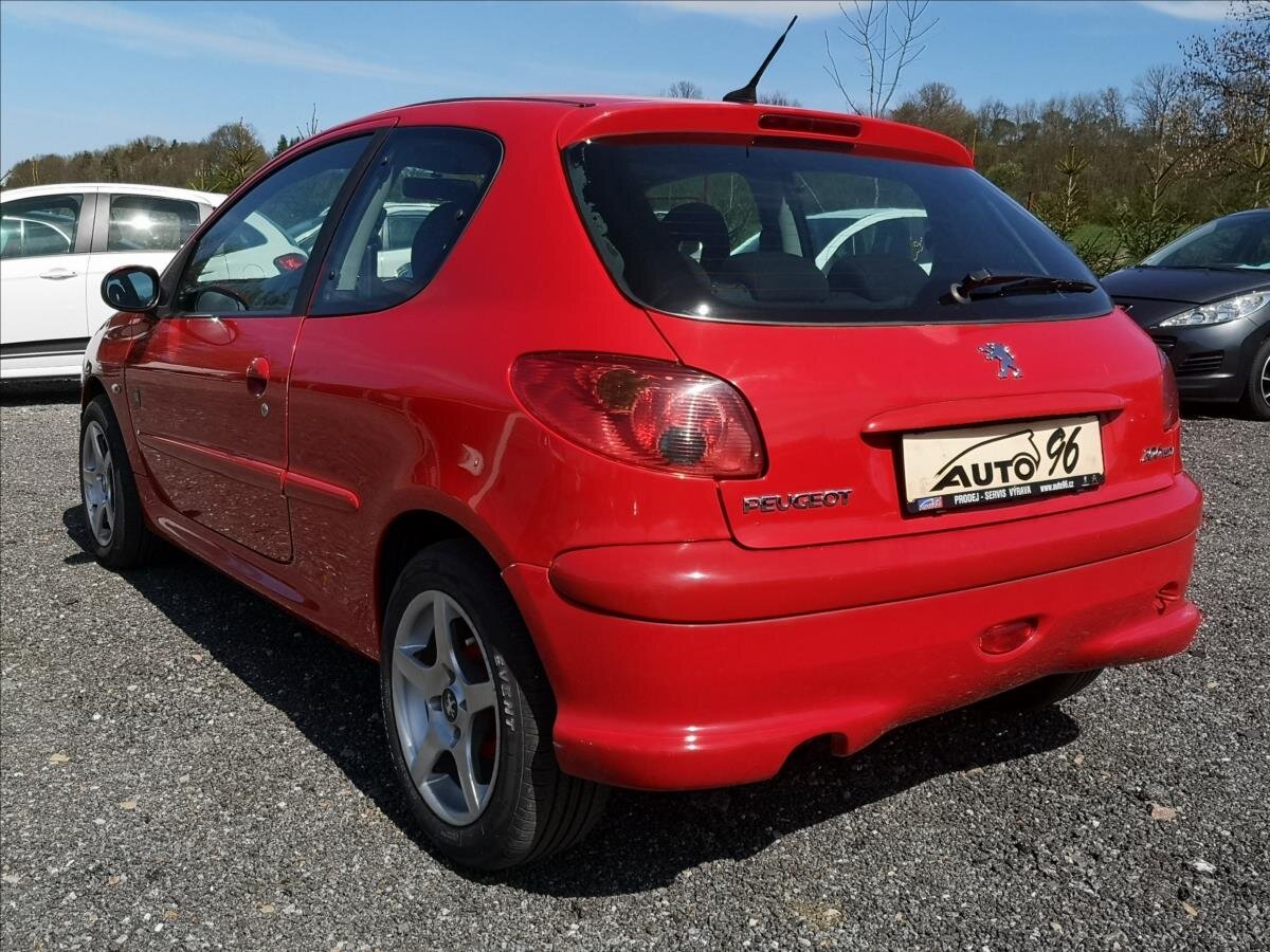 Peugeot 206 Hatchback 1,4 l 50 kw