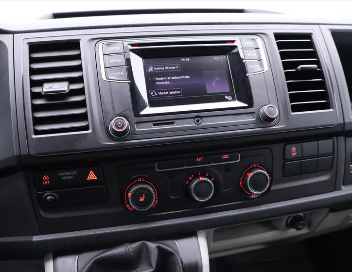 Volkswagen Transporter Skříň 2,0 l 75 kw