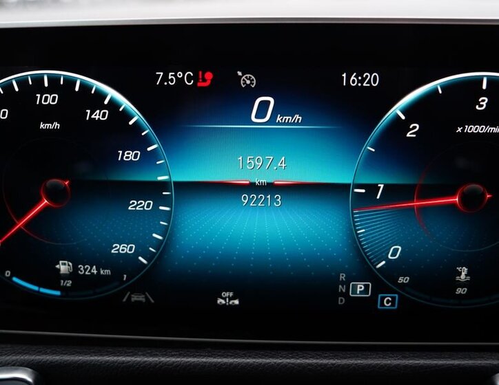 Mercedes-Benz GLB SUV / Terénní 2,0 l 110 kw