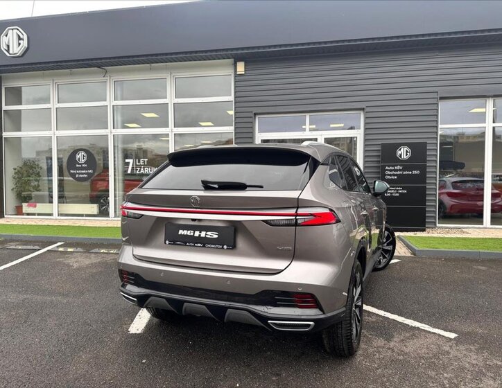 MG HS SUV / Terénní 1,5 l 125 kw