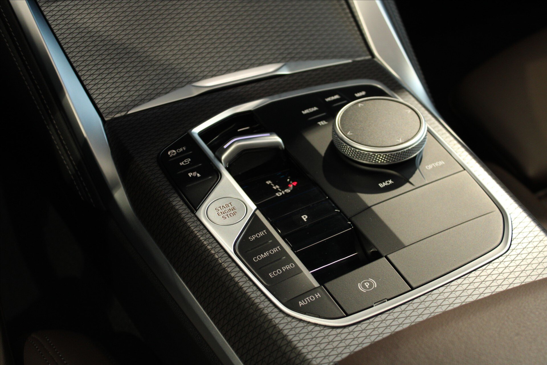 BMW Řada 4 Sedan / Limuzína 2,0 l 140 kw