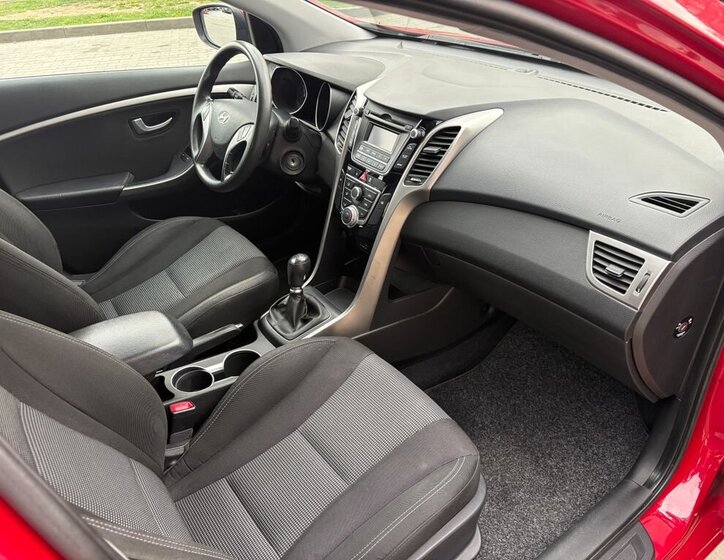 Hyundai i30 Hatchback 1,4 l 73 kw