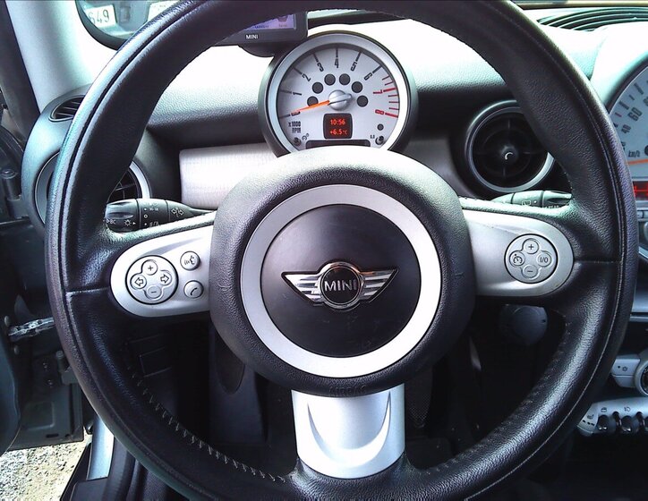 Mini Cooper Hatchback 1,6 l 90 kw