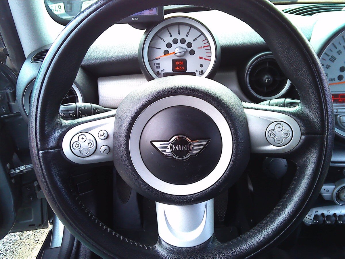 Mini Cooper Hatchback 1,6 l 90 kw