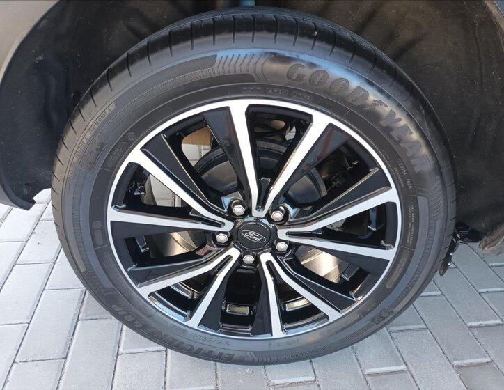 Ford Puma Hatchback 999,0 92 kw