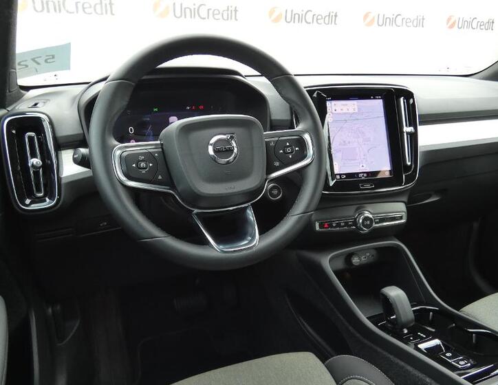 Volvo XC40 5