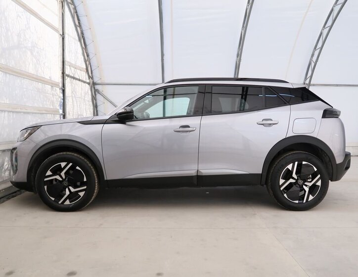 Peugeot 2008 SUV / Terénní 1,2 l 74 kw