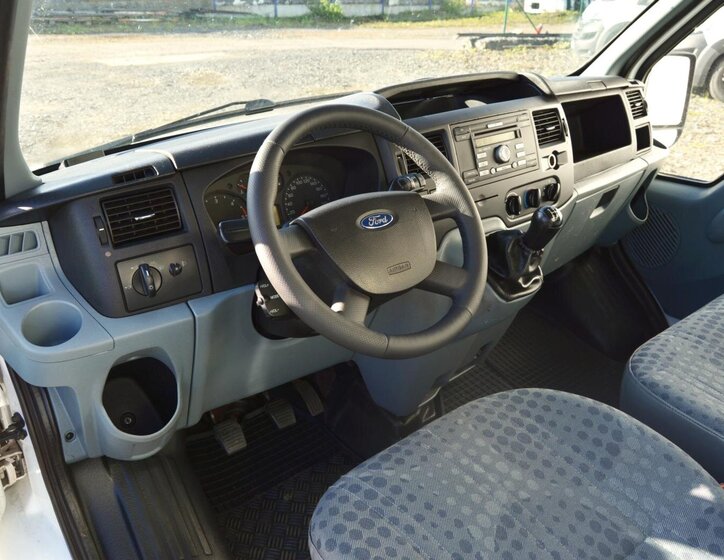 Ford Transit Valník 2,2 l 63 kw