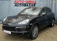 Porsche Cayenne Kombi 4,8 l 294 kw