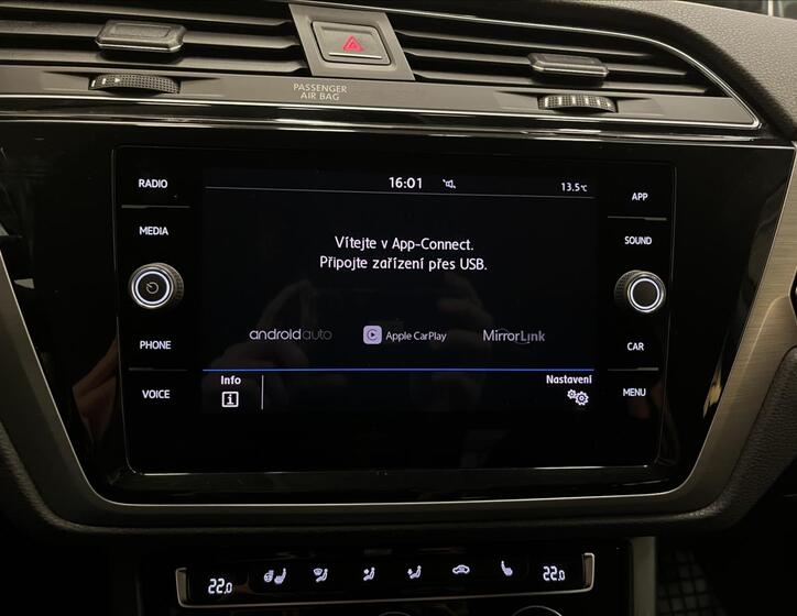 Volkswagen Touran 10