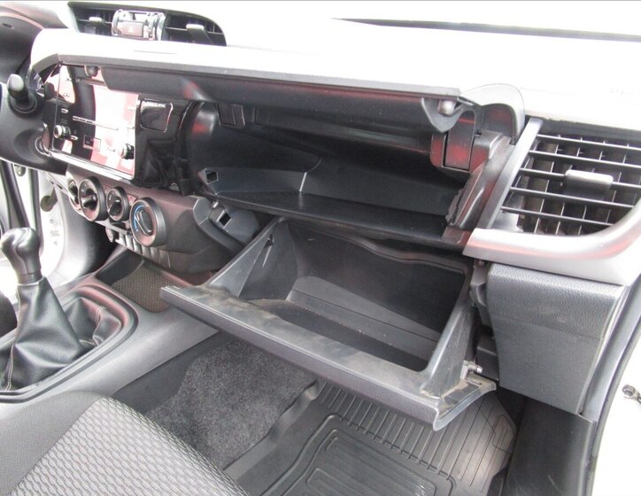 Toyota Hilux Pick-up 2,4 l 110 kw