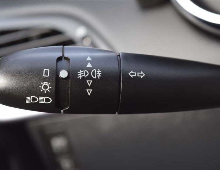 Peugeot 207 Kabriolet 1,6 l 88 kw