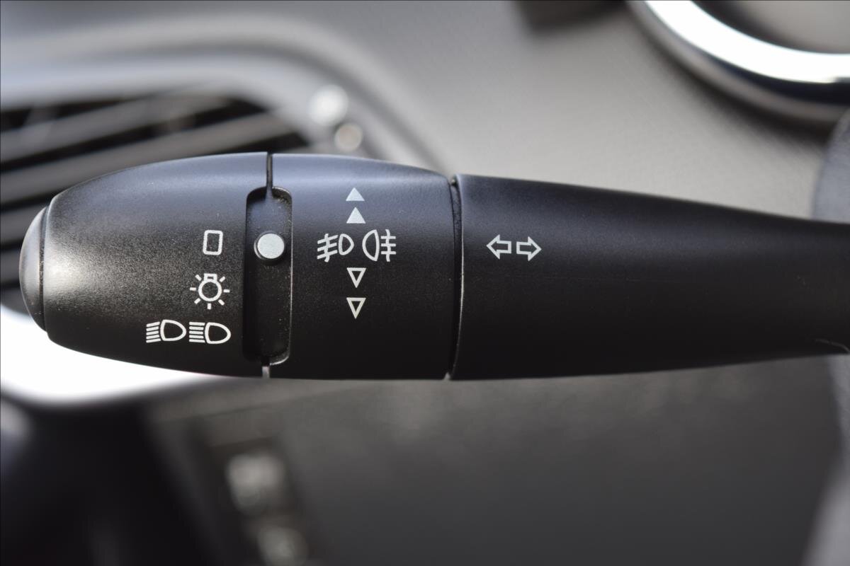 Peugeot 207 Kabriolet 1,6 l 88 kw