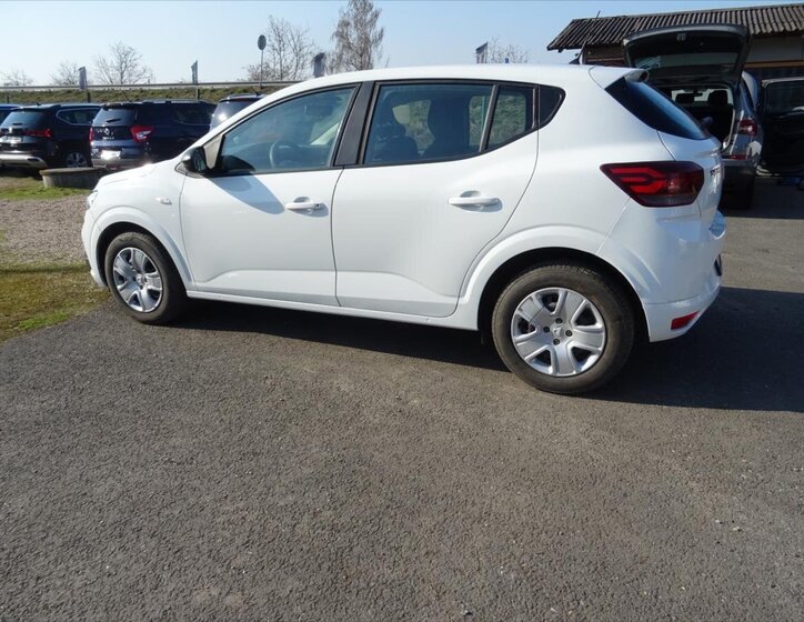 Dacia Sandero Hatchback 999,0 67 kw