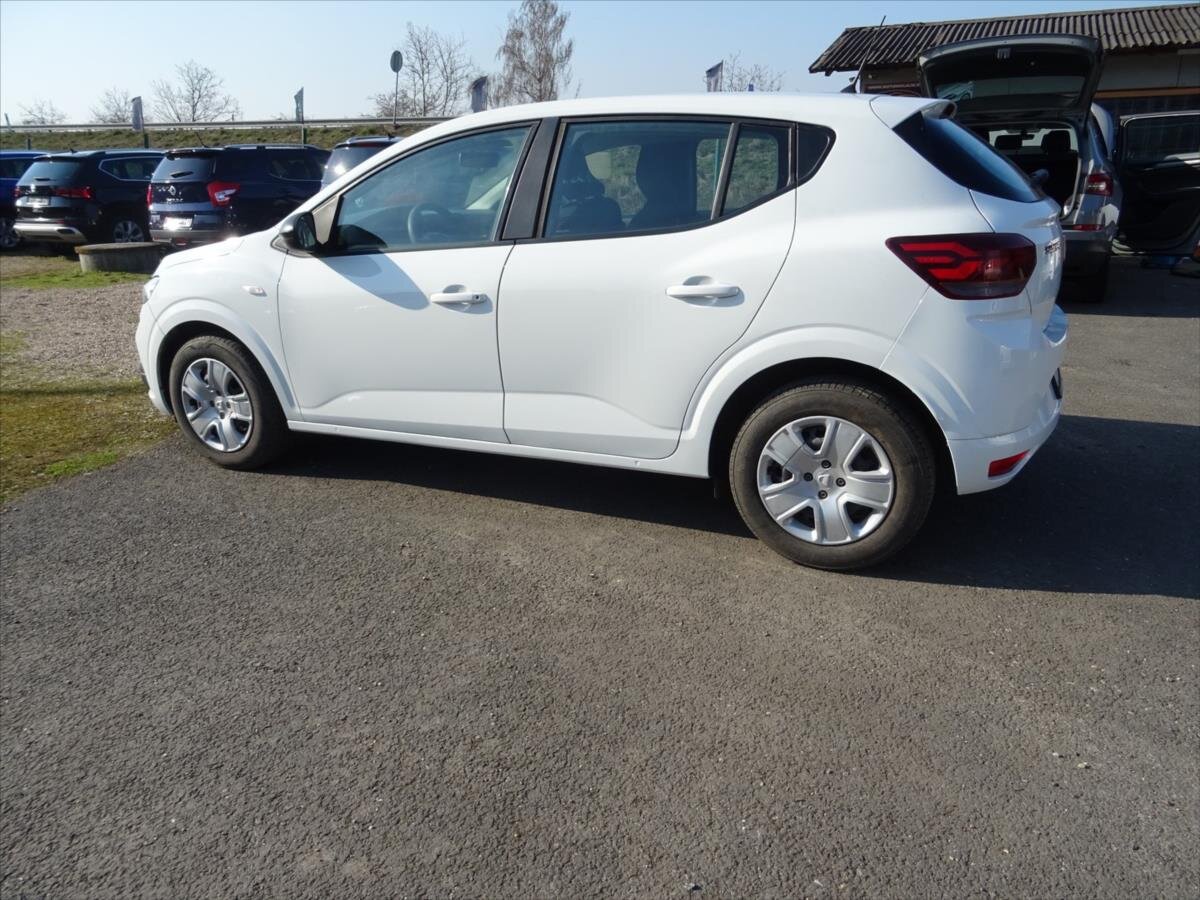 Dacia Sandero Hatchback 999,0 67 kw