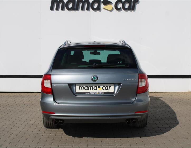 Škoda Superb 6
