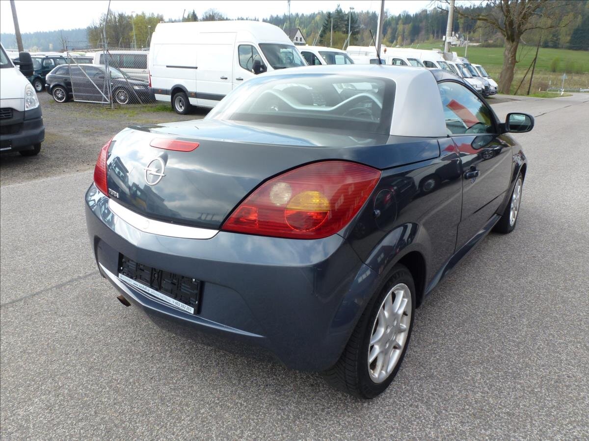 Opel Tigra Kabriolet 1,4 l 66 kw