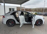 Audi SQ8 SUV / Terénní 4,0 l 320 kw