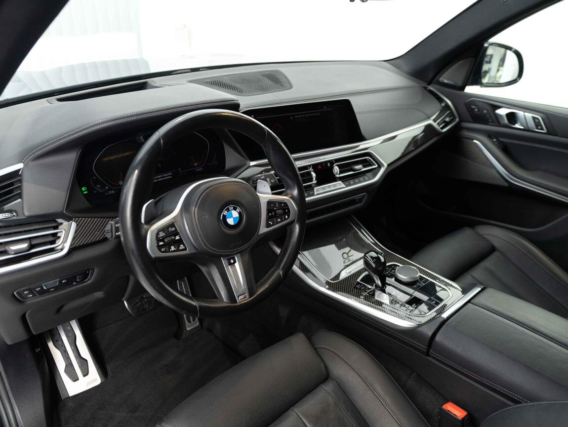 BMW X5 SUV / Terénní 4,4 l 390 kw