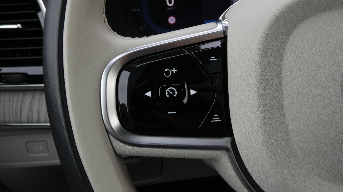 Volvo XC90 SUV / Terénní 2,0 l 173 kw