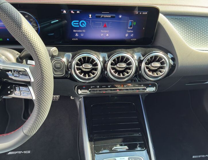 Mercedes-Benz EQA 19