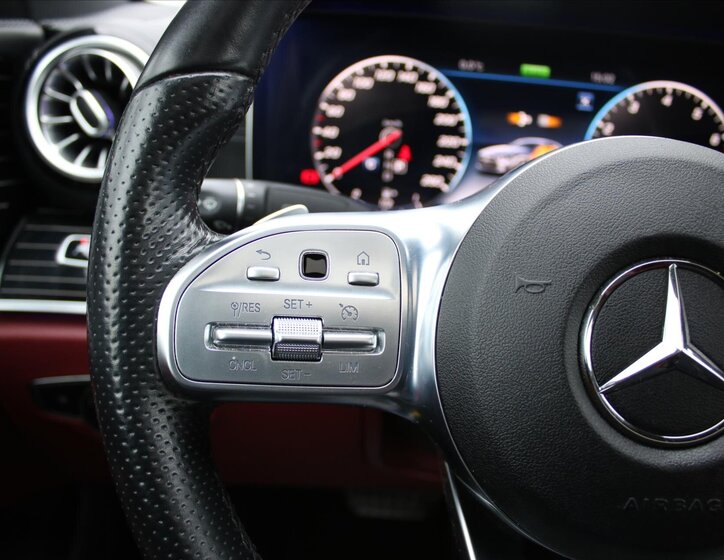 Mercedes-Benz CLS 16