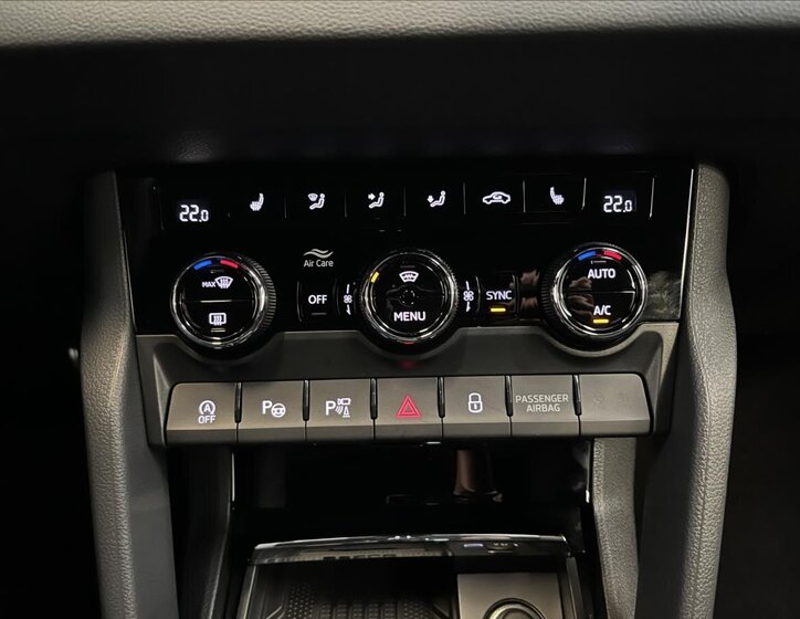 Škoda Karoq SUV 2,0 l 140 kw