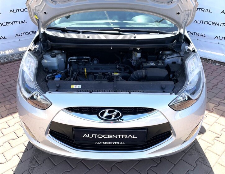 Hyundai ix20 MPV 1,4 l 66 kw