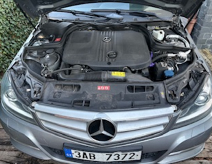 Mercedes-Benz Třídy C 12