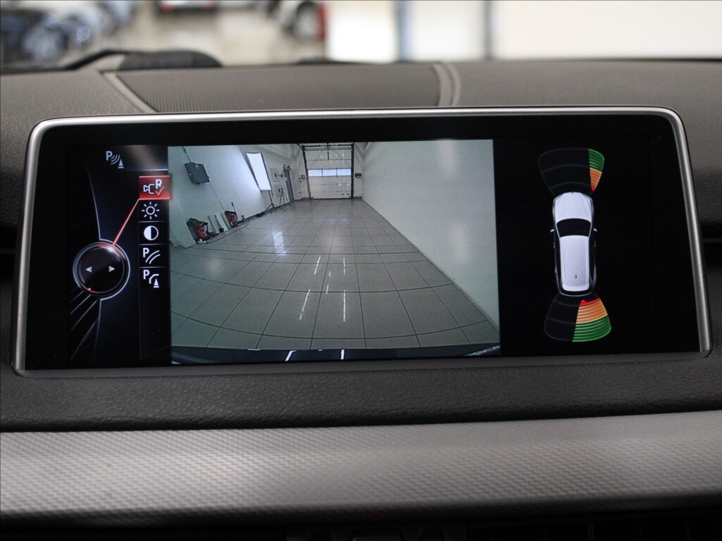 BMW X5 SUV / Terénní 3,0 l 280 kw