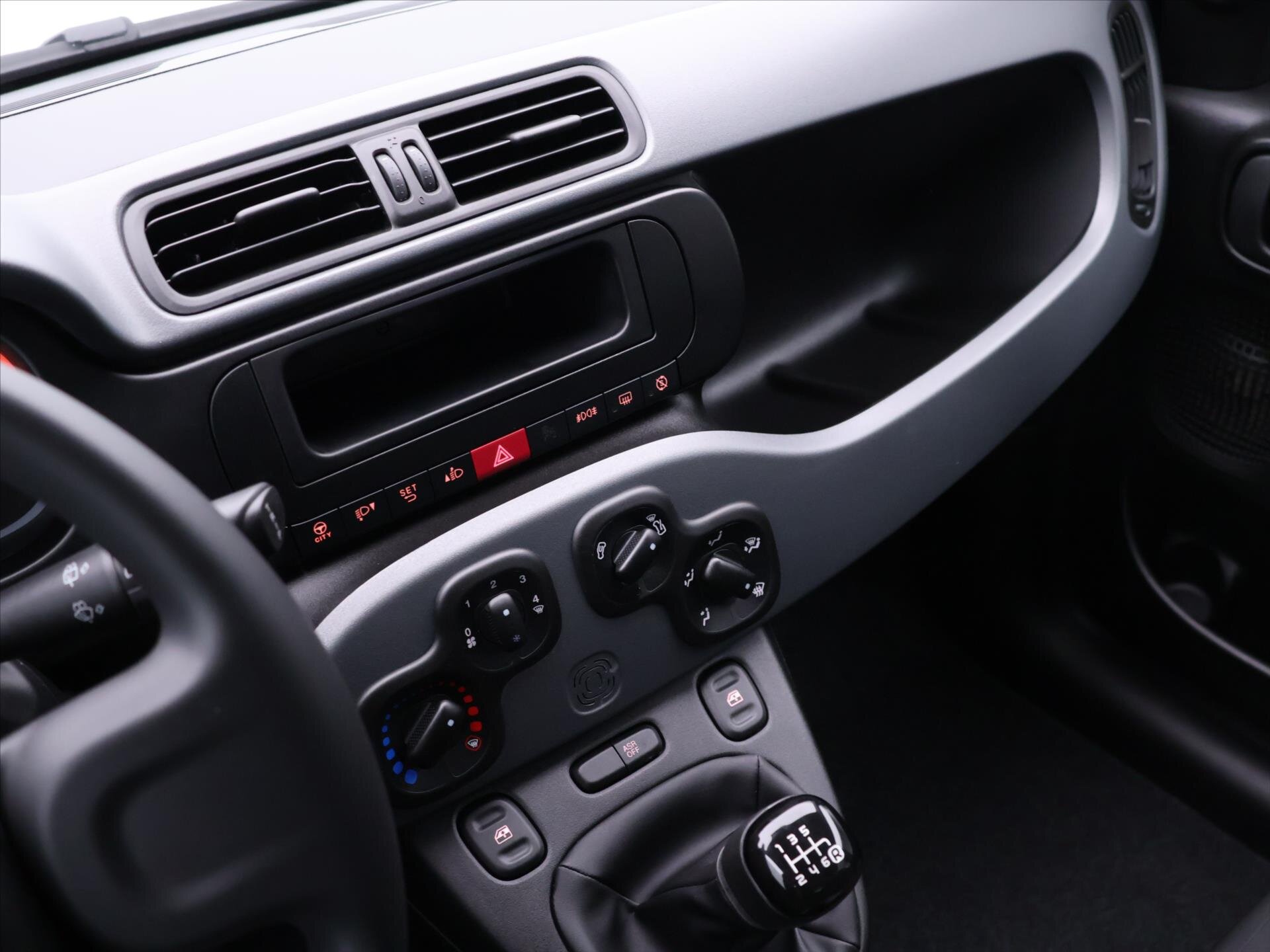 Fiat Panda Hatchback 999,0 51 kw