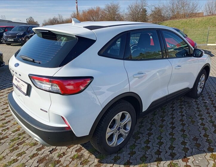 Ford Kuga SUV / Terénní 2,5 l 165 kw