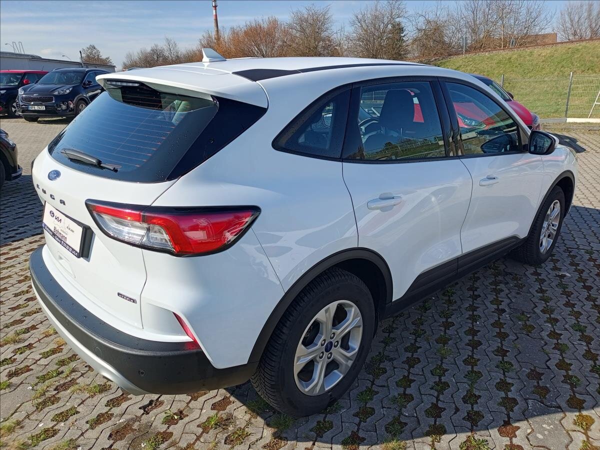 Ford Kuga SUV / Terénní 2,5 l 165 kw
