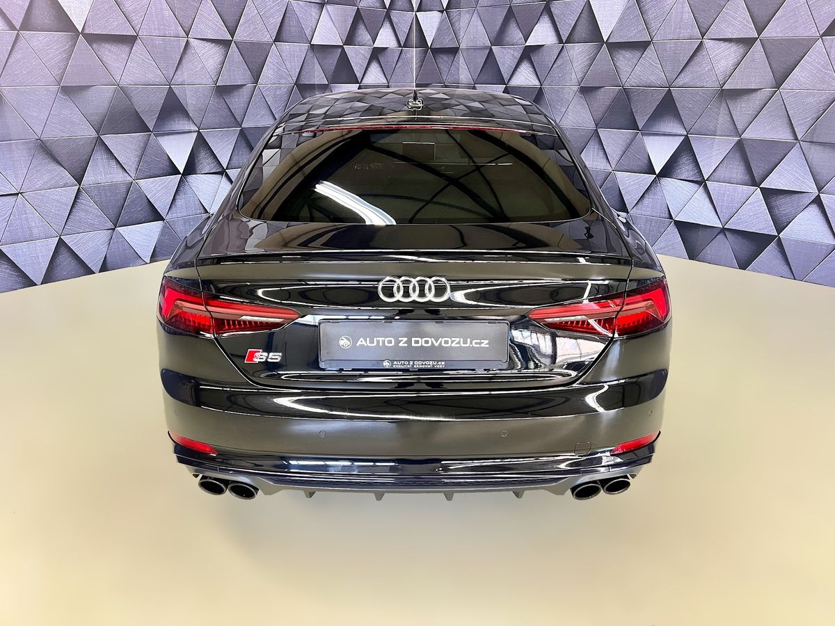 Audi S5